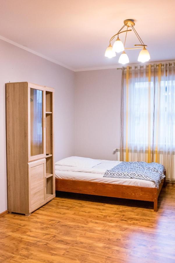Pokoje Goscinne U Meresa Żywiec Buitenkant foto